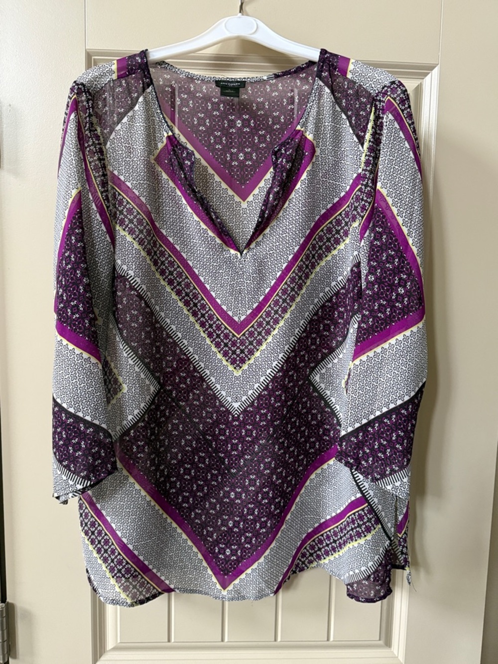 Ann Taylor Purple and White Printed V-Neck Blouse